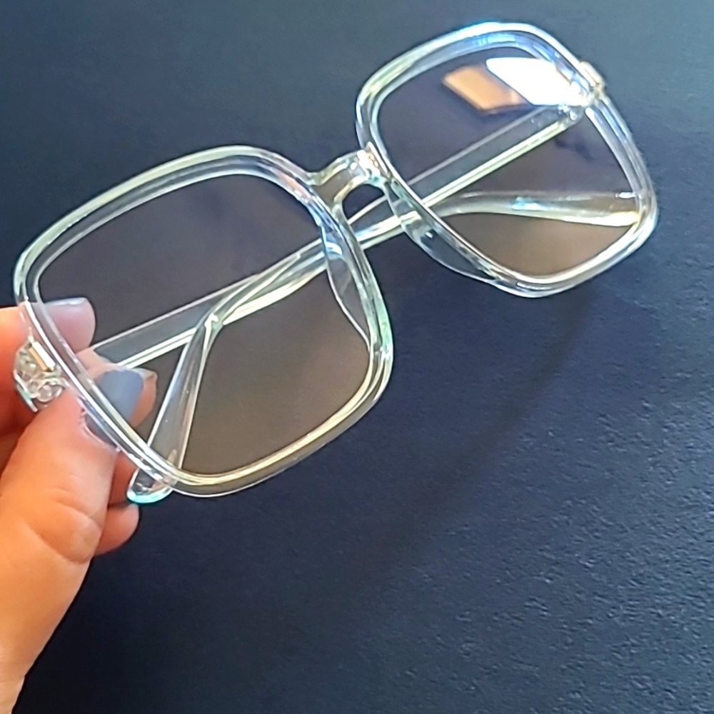 🔥Blue Clear Sunglasses Glassed Chic Style & Celeb Trending - Picture 6 of 8